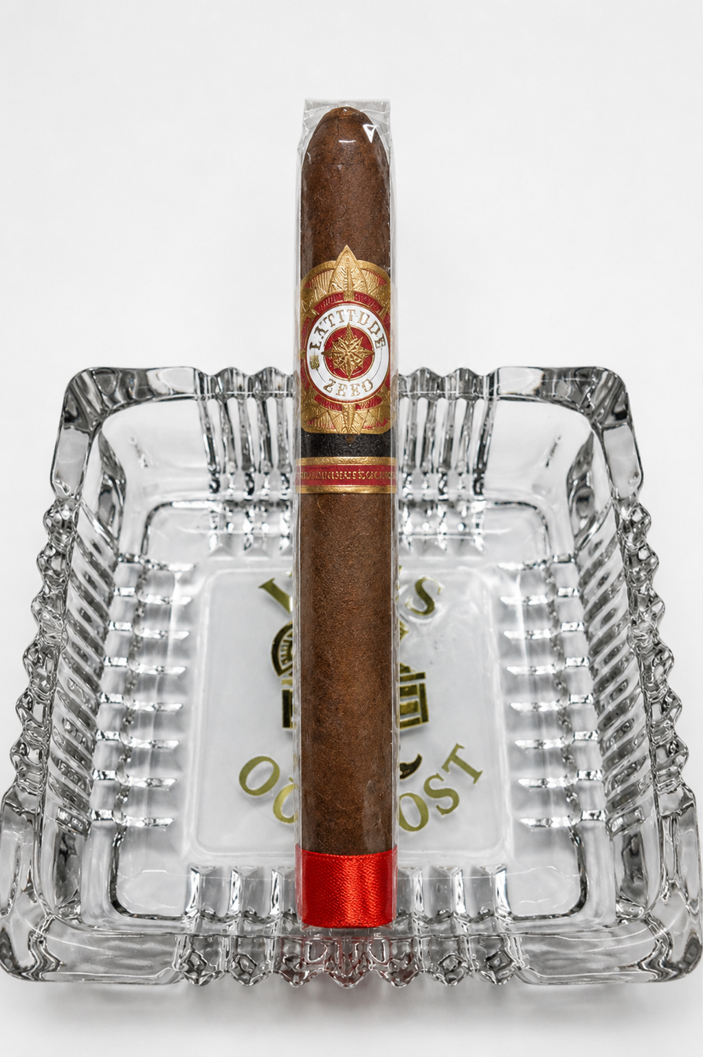 Latitude Zero Signature Robusto 5x54 premium box-pressed Nicaraguan cigar with Ecuadorian Sumatra wrapper